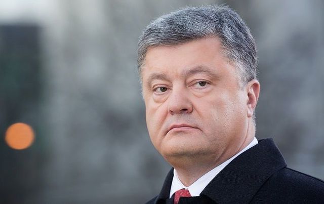 Журналисты выяснили, как окружение Порошенко обворовывало украинскую оборонку на миллионы