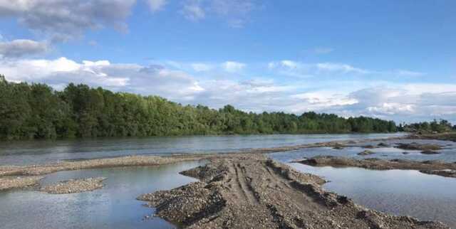 Глава закарпатского районного управления водного хозяйства уличен в содействии незаконной добыче ископаемых