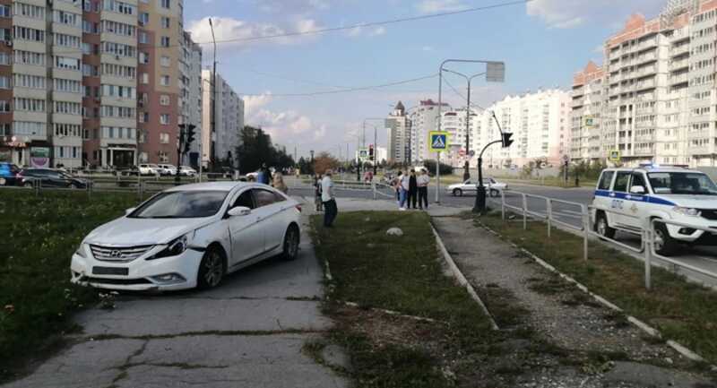 Подросток травмирован куском ограждения после ДТП в Челябинской области