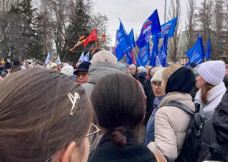 Липецких студентов согнали на митинг-концерт в честь переизбрания Путина на 5-й срок и аннексии Крыма