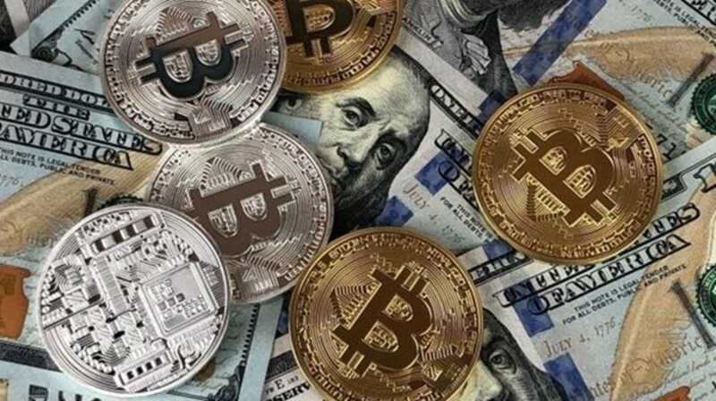 Биткойн упал на 4% после заявлений ФРС США о криптовалюте