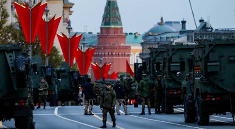 Парад в Москве с мировыми лидерами ознаменовал победу Путина над западной изоляцией