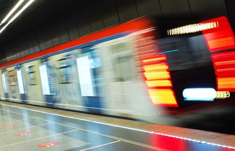 В Москве на Кольцевой линии метро интервалы увеличены из-за человека на рельсах
