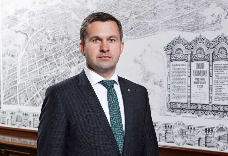 Мэр Томска Дмитрий Махиня пытается подстраховаться на фоне проблем с благоустройством