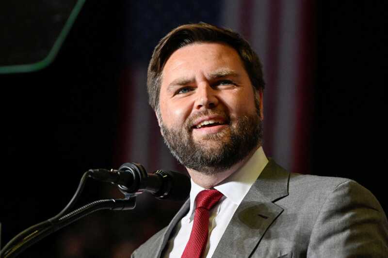 Вэнс выразил поддержку Трампу в ответ на предложение Маска начать процесс импичмента против президента США