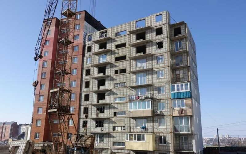 Власти Екатеринбурга отказались помогать обманутым дольщикам «Бажов House»