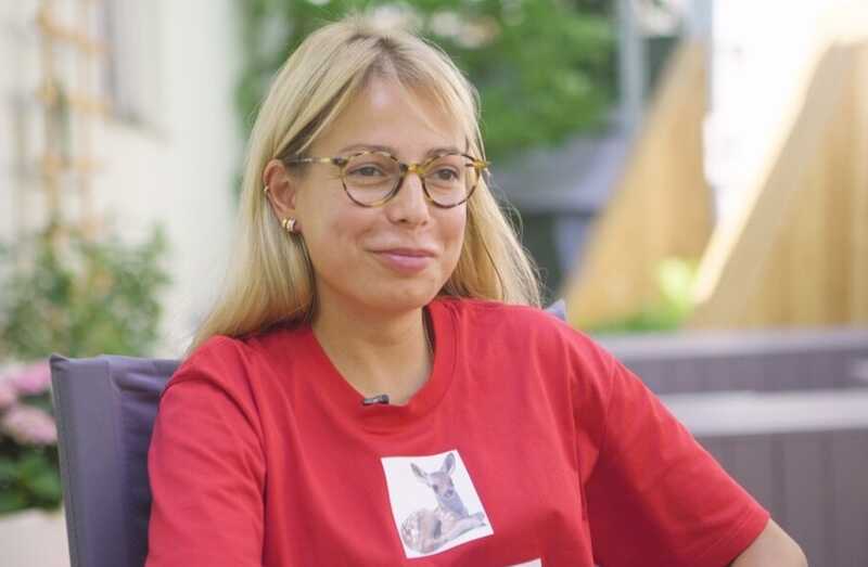 Кристина Потупчик использовала люксовую посуду и вызвала обсуждение в соцсетях