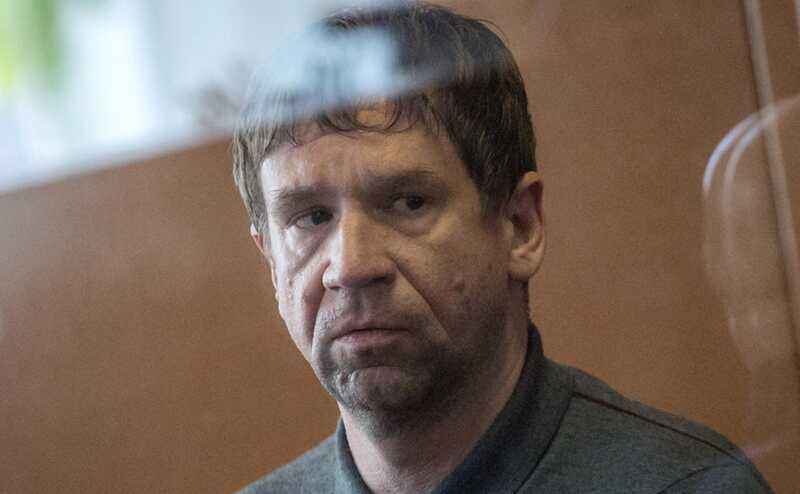Living under fake documents and criminal connections: fugitive banker Vladimir Antonov is hiding in Europe