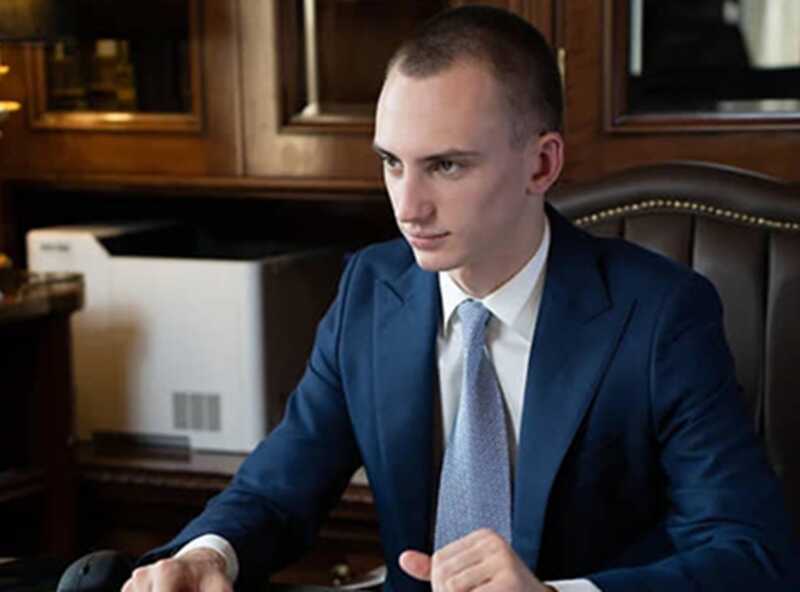 Крестный сын Матвиенко Тюльпанов попал в дорожный скандал