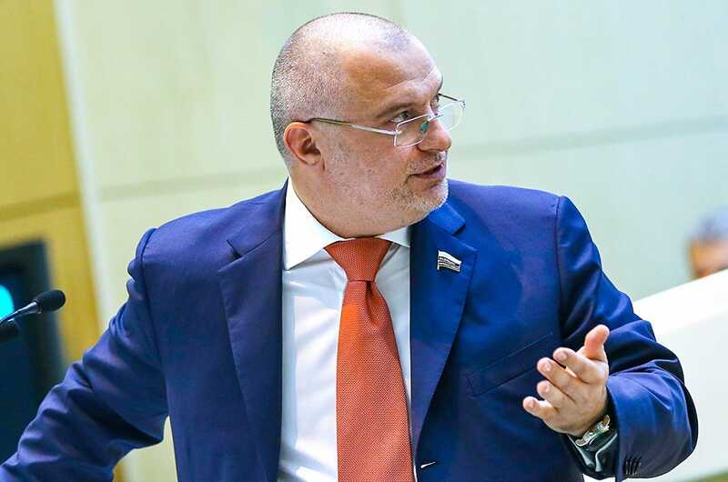 Сенатор Андрей Клишас поддержал задержания уроженцев Азербайджана в Екатеринбурге и Воронеже