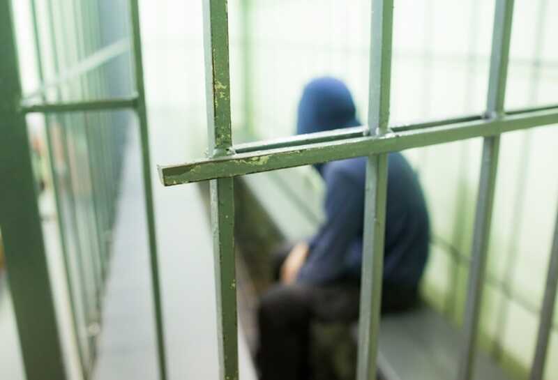 Психолог из Петербурга арестован в Азербайджане по делу о наркотиках и кибермошенничестве
