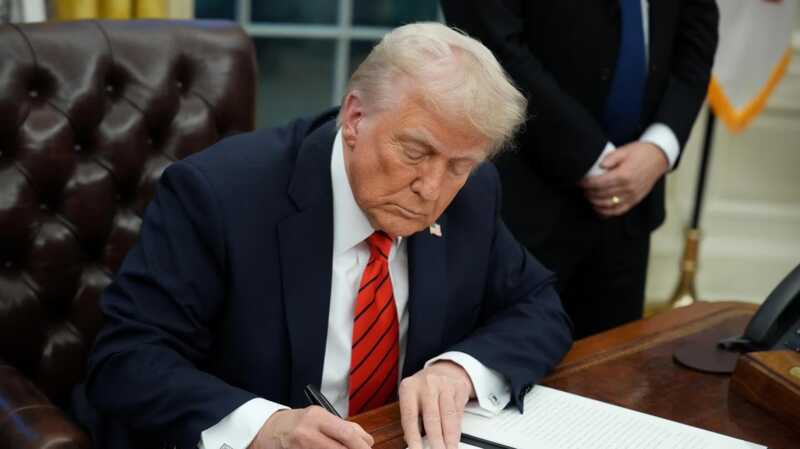 Дональд Трамп утвердил закон, касающийся регулирования стейблкоинов
