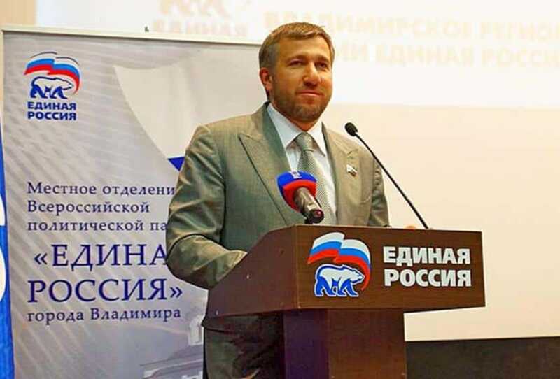 Депутат-мафиози Аникеев может лишиться мандата в связи с разоблачениями и негодованием общественности