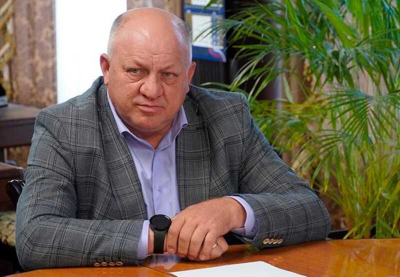 Экс-чиновник Керчи Святослав Брусаков подозревается в превышении полномочий
