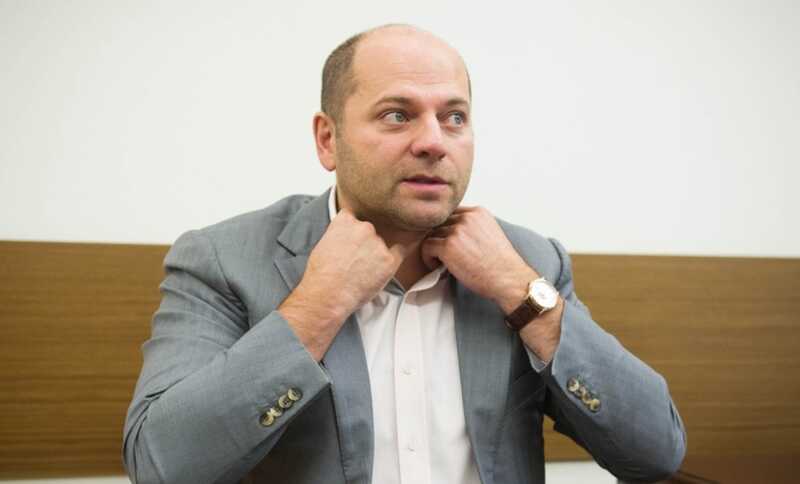 Депутат Илья Гаффнер, посоветовавший россиянам меньше есть, ищет путь обратно в заксобрание