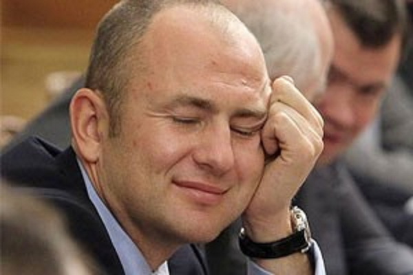 Мельниченко "придавил" Дерипаску и Чемезова