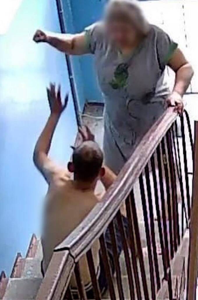 В Красноярском крае женщина попыталась убить мужа ножом за маленькую зарплату qzeiqexikeitdkmp
