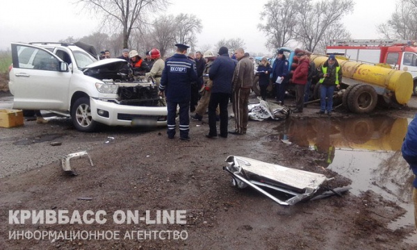 Фото с места аварии, в которой погиб Кузьма