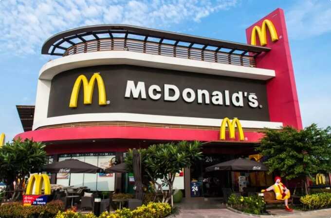 В украинском McDonaldʼs заявили, что не следят за своими сотрудниками