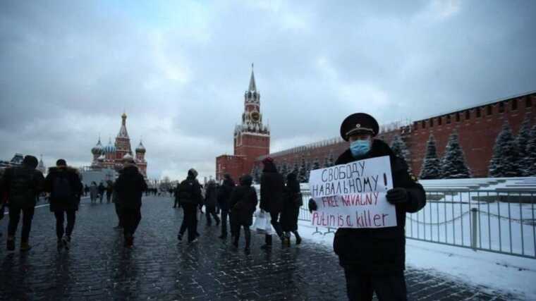 В Москве майор полиции в отставке получил 8 лет лишения свободы за фейки о российской армии